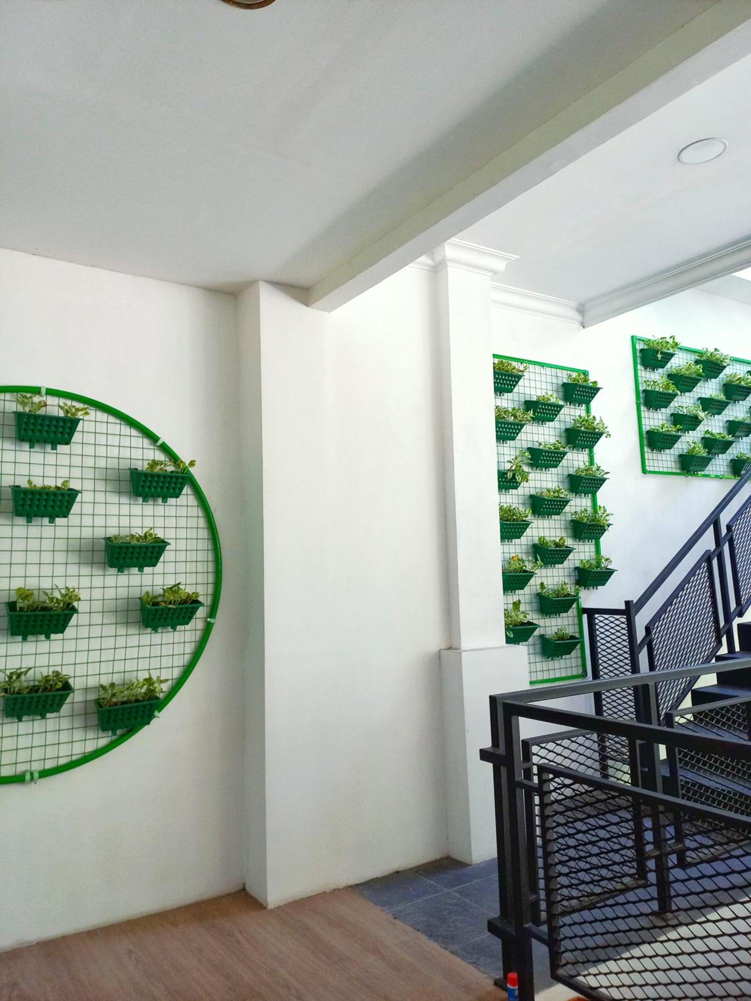 Andita Syariah Hotel Surabaya Buitenkant foto