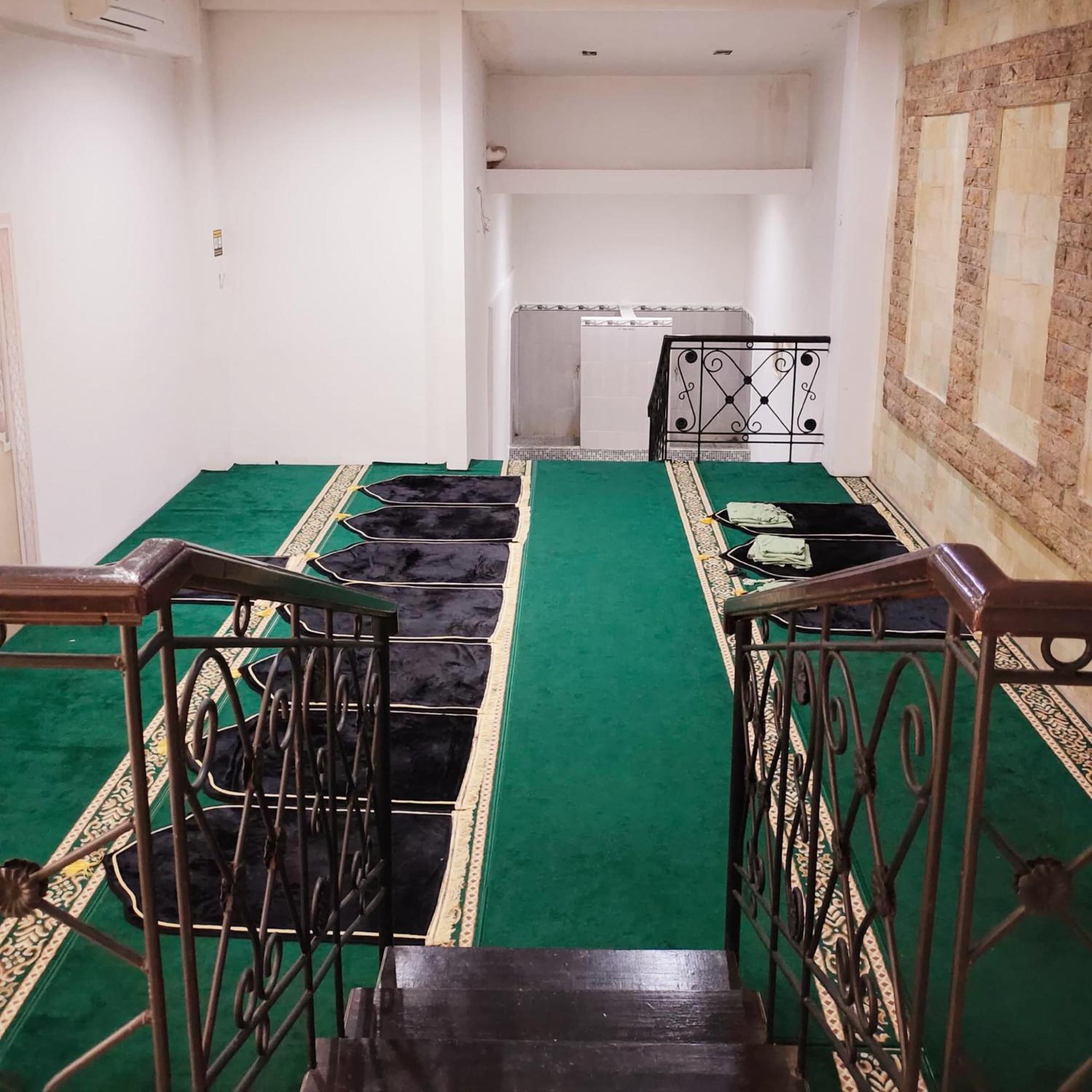 Andita Syariah Hotel Surabaya Buitenkant foto